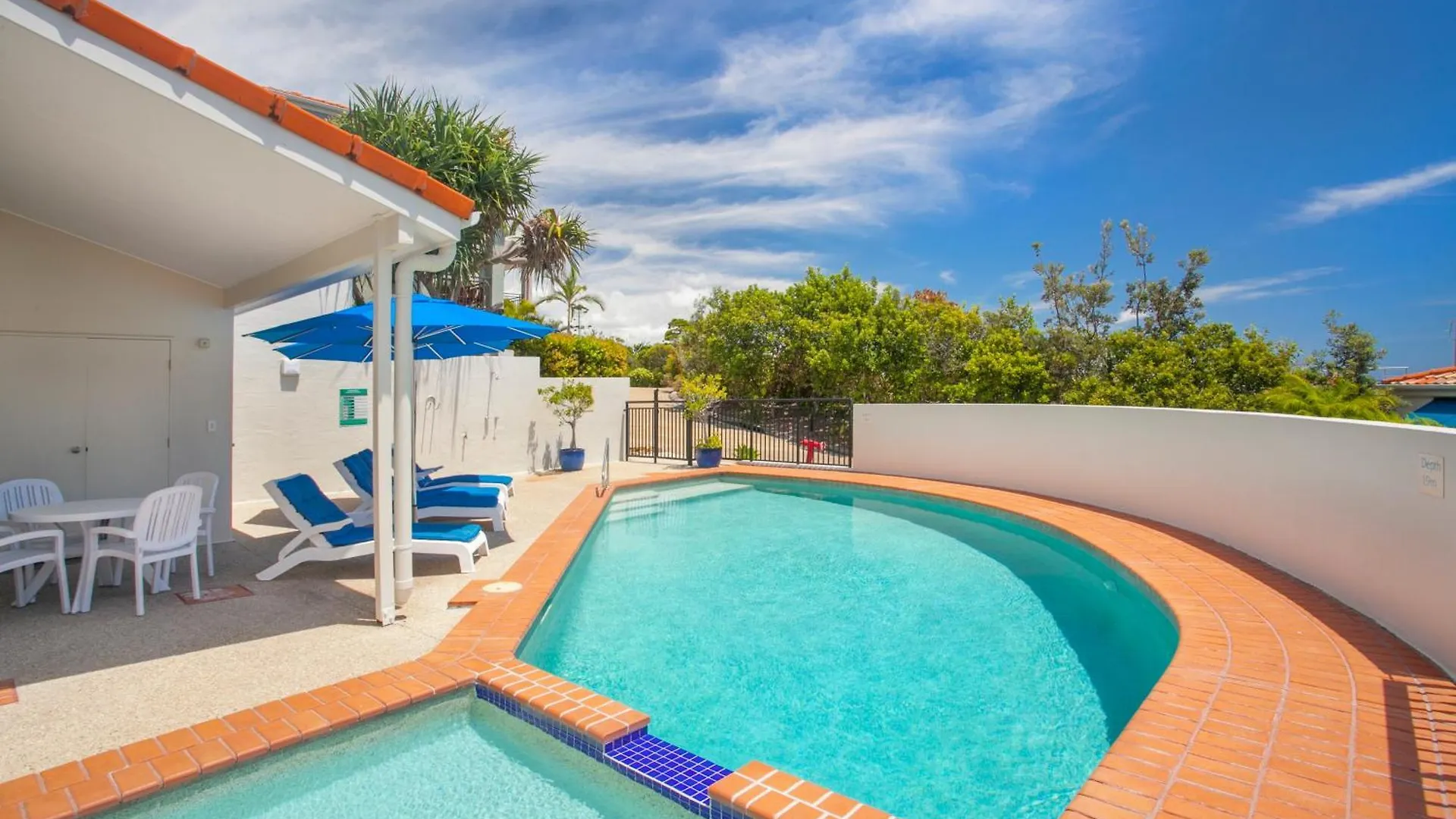 Aparthotel The Point Coolum Coolum Beach