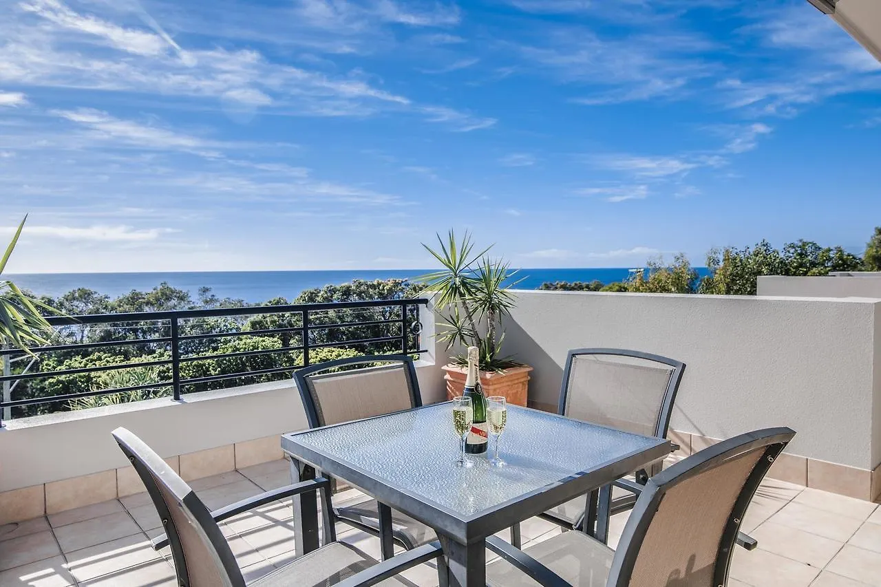 Aparthotel The Point Coolum Coolum Beach 4*,